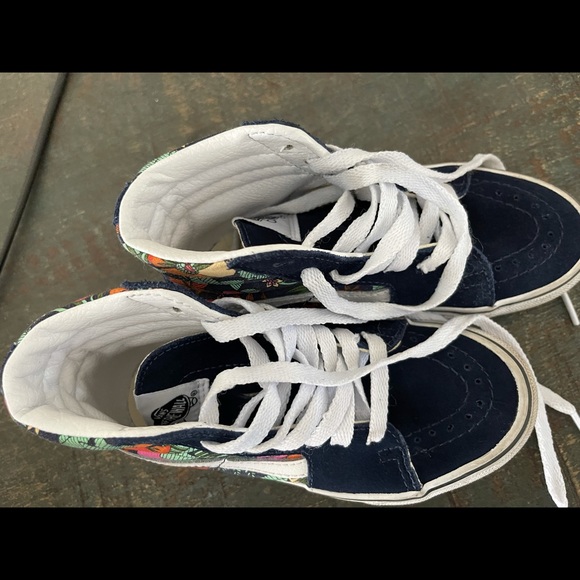 Girls Vans High Tops - Picture 3 of 3